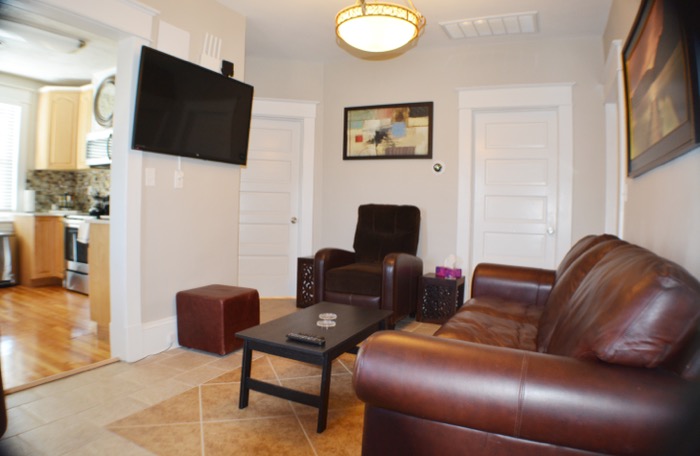 Montrose Upstairs apartment